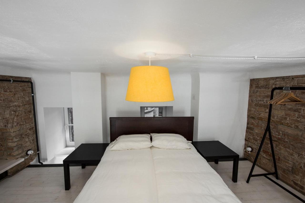 Stylish Studio Apartment In The Heart Of リガ エクステリア 写真