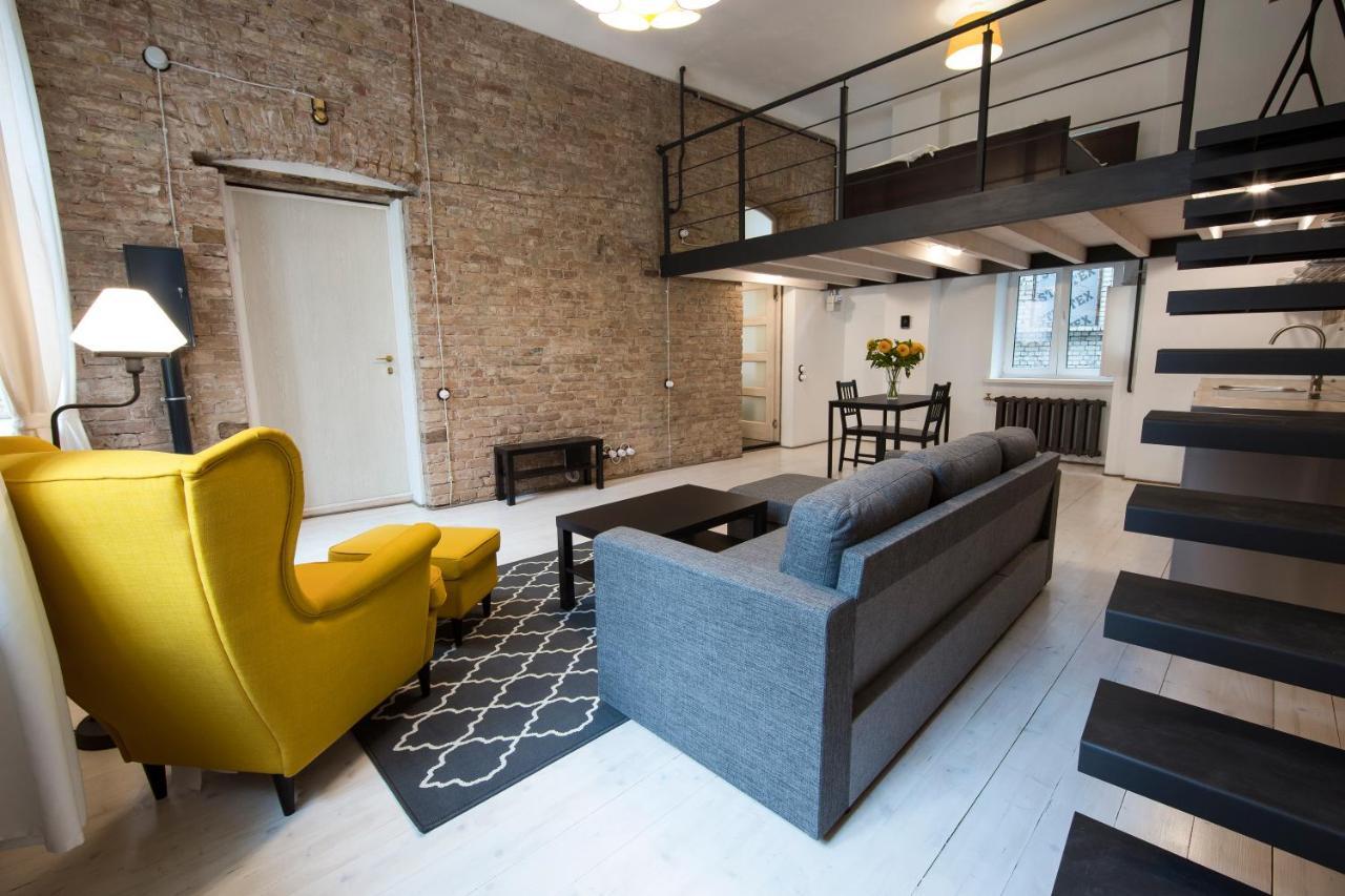 Stylish Studio Apartment In The Heart Of リガ エクステリア 写真
