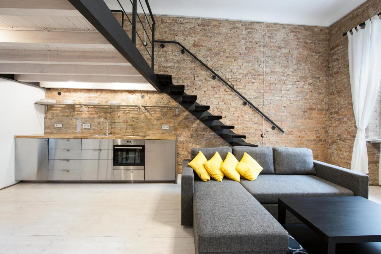 Stylish Studio Apartment In The Heart Of リガ エクステリア 写真