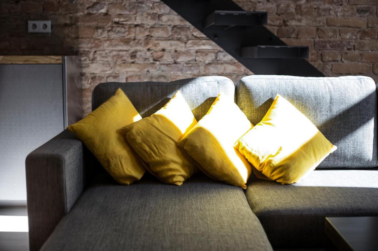 Stylish Studio Apartment In The Heart Of リガ エクステリア 写真